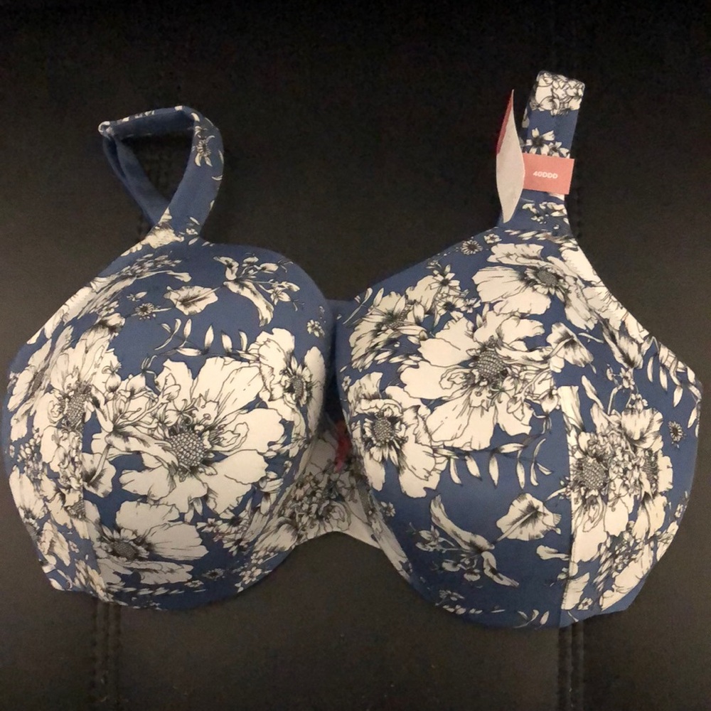 Cacique Bra NWT Size 40 DDD